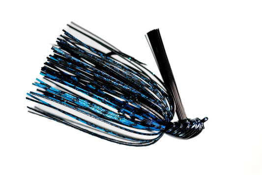 Bizz Baits Skip n’ Flip Jig 3/8oz  (black & blue)
