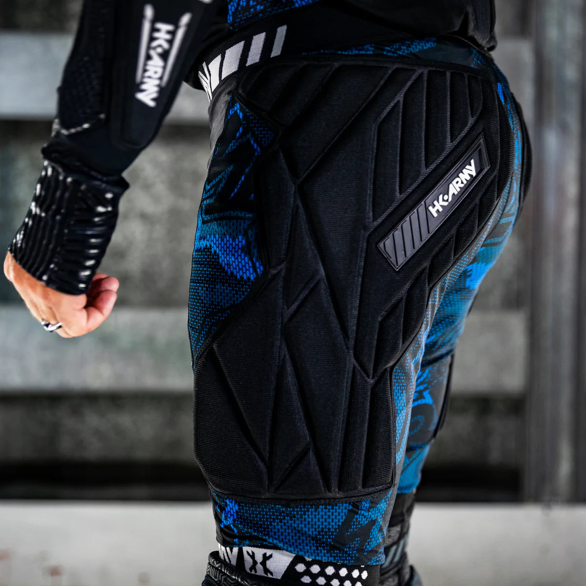 HK ARMY SLIDE SHORTS